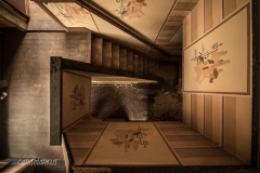 Straight into the stairway